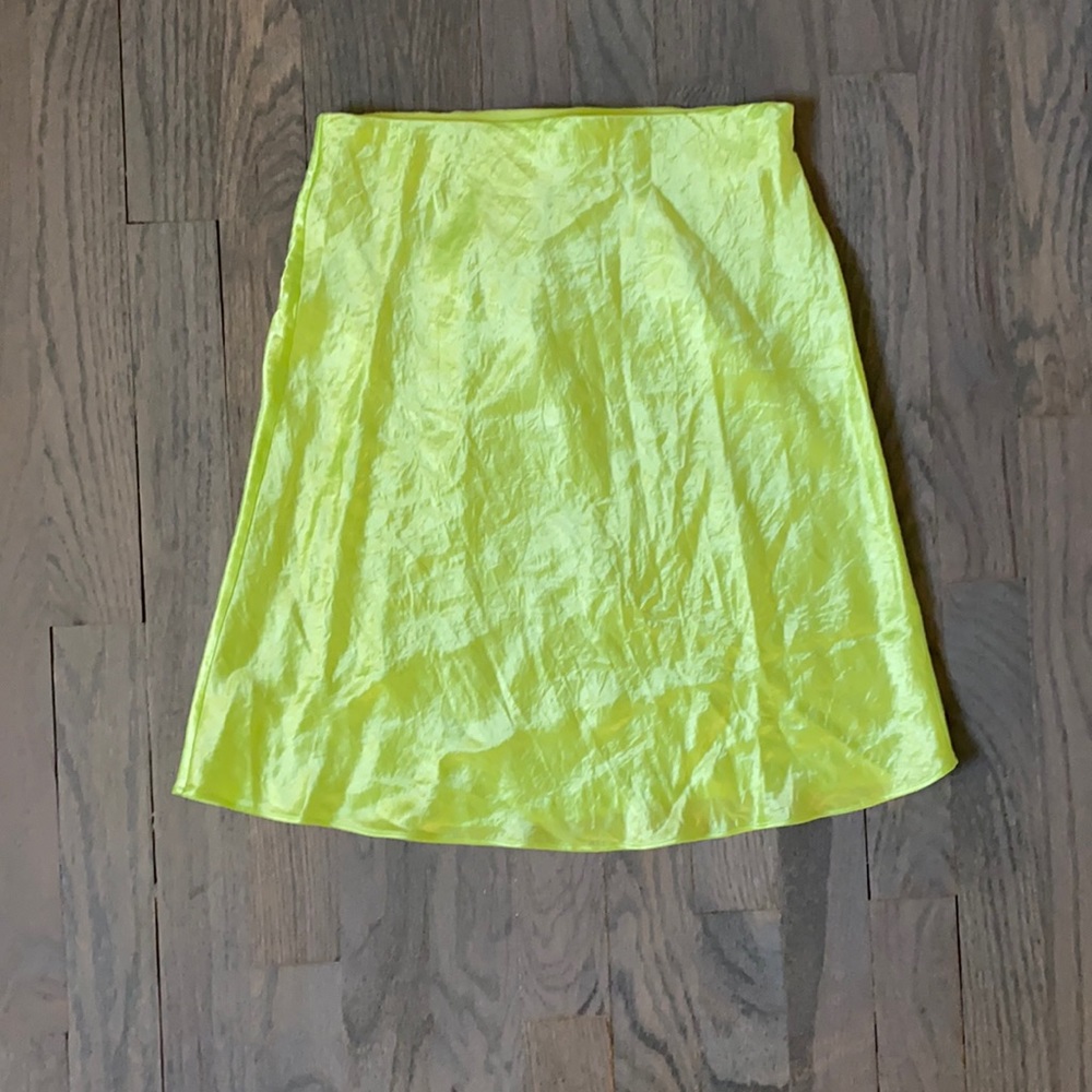 Babton neon green skirt